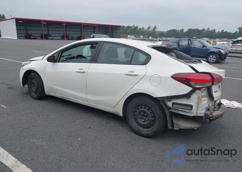 2018 Kia Forte Lx из США, поврежденный, VIN 3KPFK4A71JE235202